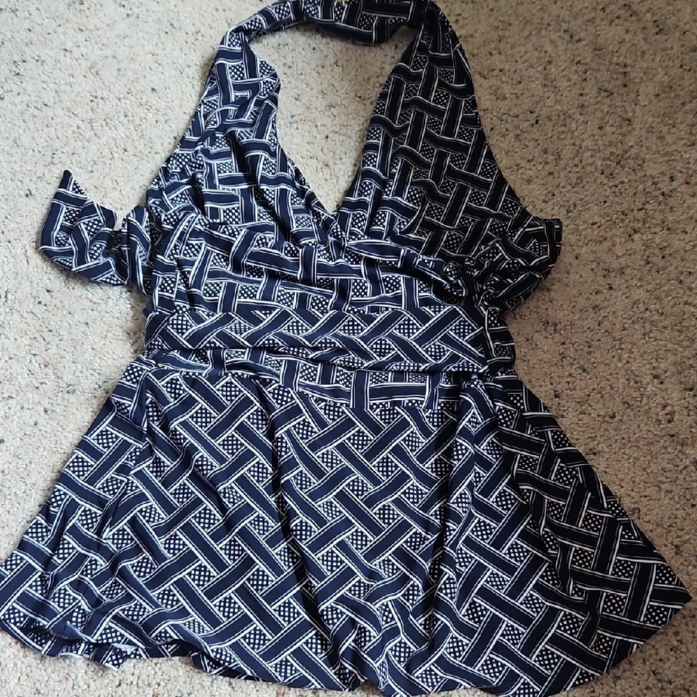 White House Black Market Navy Swim Tankini Top - Picture 3 of 4
